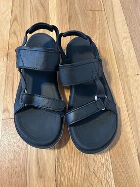 New Teva Madera Slingback Sandals(Women's) Size 9.5 Black